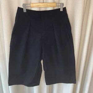 Arc’teryx Veilance Capri